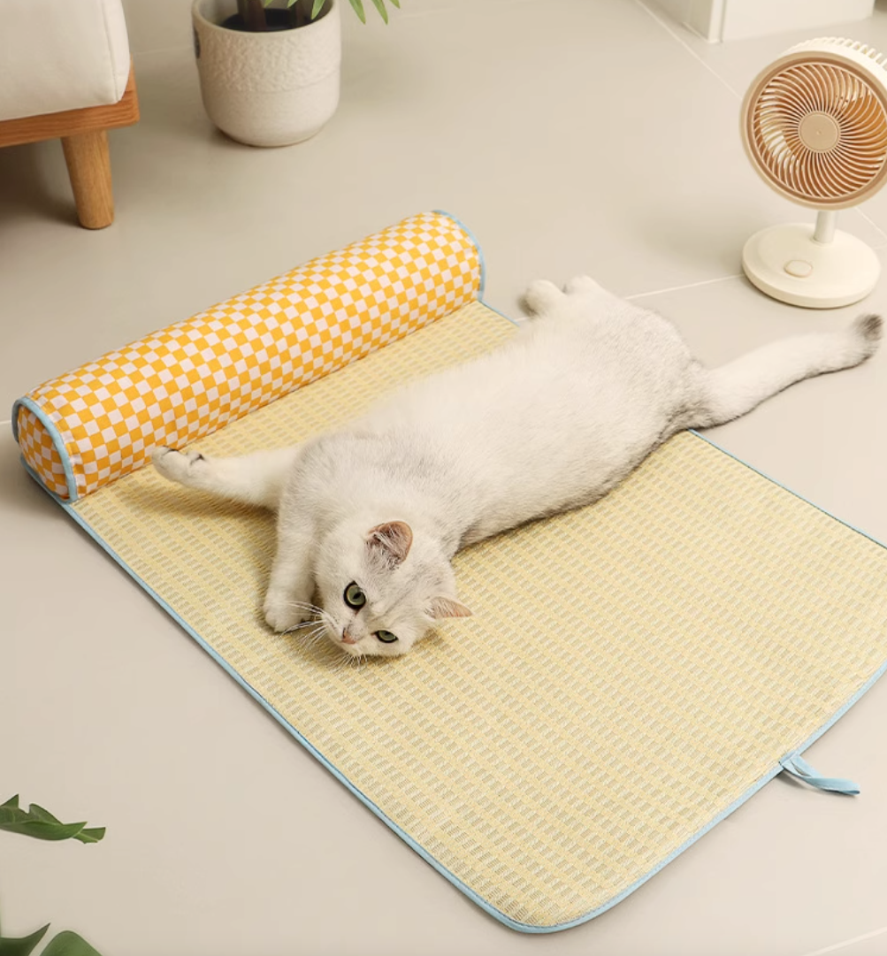 Yellow Checkered Cooling Pet Bed [黄格格凉席猫床] image 0