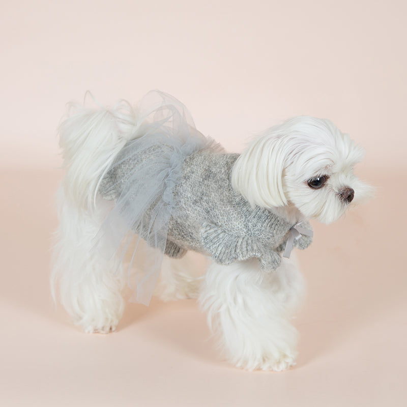 Dotty Lab Lotus leaf sleeve puff sweater image 6