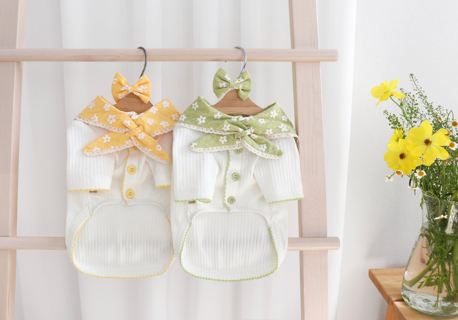 Durang Rurang Flower Coat[韩国Durang Rurang碎花领小衣服] image 0